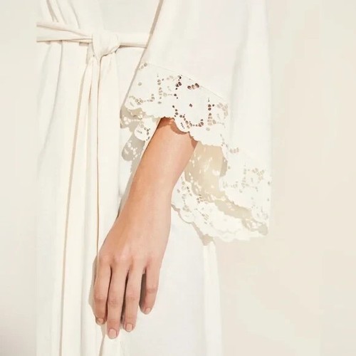 Eberjey Naya TENCEL Modal Kimono Sleeve Robe in White Floral Lace Women's size L - Picture 9 of 14