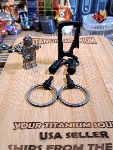 EDC TITANIUM CARABINER MULTI-TOOL KEYCHAIN WITH QUICK-RELEASES - Picture 11 of 14