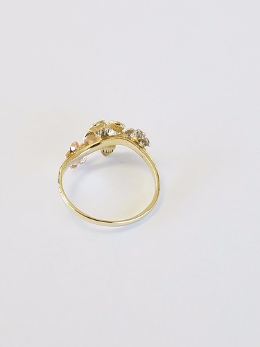 14K TRI COLOR GOLD FLORAL RING 1.8 GRAMS FROSTED AND HIGH POLISH FINISH SIZE 6 - Picture 4 of 4