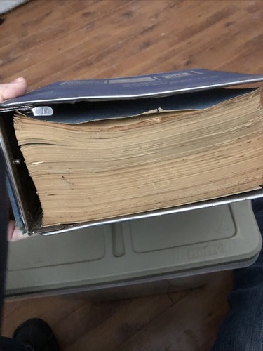 Parts & Illustration Catalog C K G P Light Duty Models Series 10 thru 35 1985-86 - Imagen 3 de 14