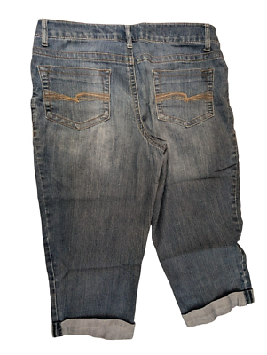 Faded Glory Capri Jeans Womens Size 12 Blue Denim Cuffed Hem Pocket Design