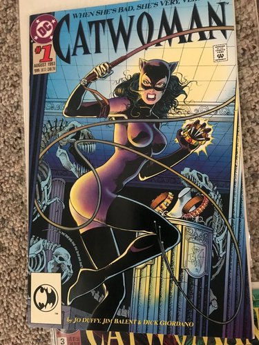 Lot of 4 comic books CATWOMAN #1, #2, #3 & #4  1993 Series NM/Excellent Cond. - Picture 2 of 13