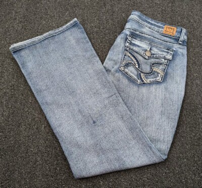 LEI Sophia Hipster Flare Jeans Blue Medium Wash Denim Y2K