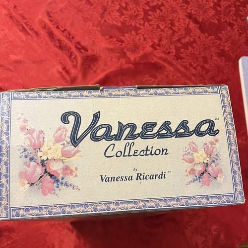 Colección de muñecas de porcelana de Timeless Treasures, en caja, 2003 Vanessa - Imagen 5 de 5