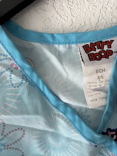 Betty Boop Scrub Top Bettylicious Boopland Shirt  Womens XS Tie Back Light Blue - Picture 3 of 4