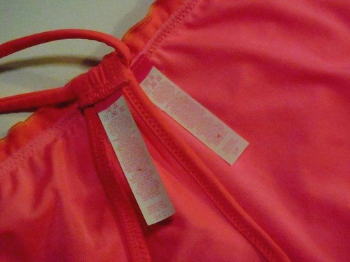NUOVO VICTORIA'S SECRET bikini con ferretto increspato colore corallo 34C e Small - Foto 4 di 4