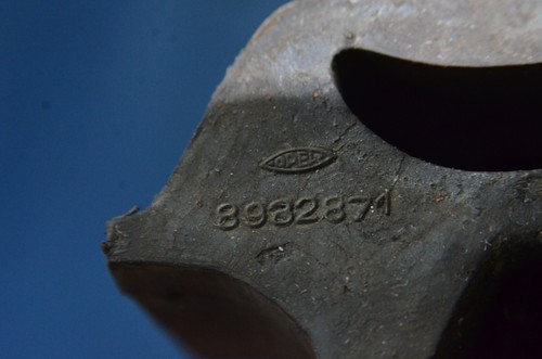 NOS 1966-72 Opel Kadett GT Olympia 1.1 & 1.2 Engine Damper Block Mount Rubber OE - Picture 5 of 10