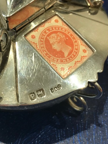 1899 SOLID SILVER STAMP BOX ROUND 3 COMPARTMENTS RARE EX SPINK "BLUE EYES" - Picture 7 of 10