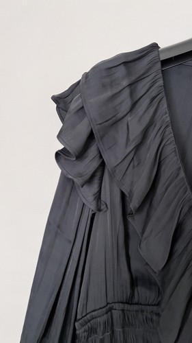 Gap Satin Ruffle Midi Dress V-Neck Fit & Flare Black Pockets Small Petite NWT - Picture 7 of 21
