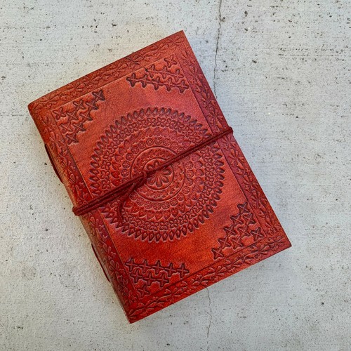 Cuaderno de cuero chakra rojo mandala libro 7x5 blanco diario de papel de algodón diario - Imagen 2 de 7