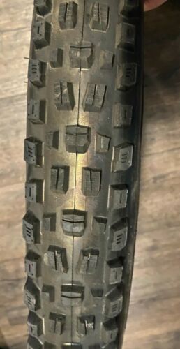 NEUMÁTICO DE MONTAÑA MAXXIS ASSECAI - 27,5 X 2,60, SIN TUBO, PLEGABLE, 3C MAXXTERRA, EXO+, ANCHO - Imagen 3 de 4