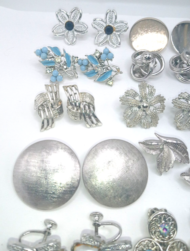 Vintage All Coro Best Quality Variety Clip on Earrings w Rhinestones Lot 41 Prs - Picture 5 of 23