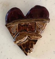 Vintage Hand Crafted Heart Shaped Molded Plastic Santa Face Brooch Pin Q066