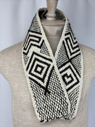 Vtg Hand Woven Wool Small Scarf Boho Folk Art Navajo Style Tapestry Wall Hanging - Picture 3 of 15
