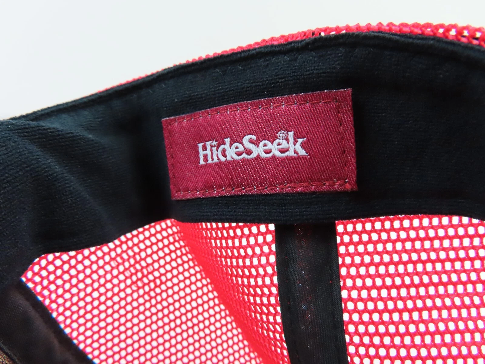 Hide and Seek Japan Experienced Mesh Snapback Hat Cap Black Red