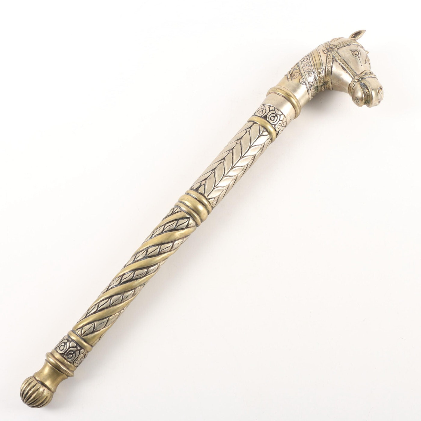 Riding Crop Ornate Metal Horse Head Fly Whisk Handle In Silver & Brass