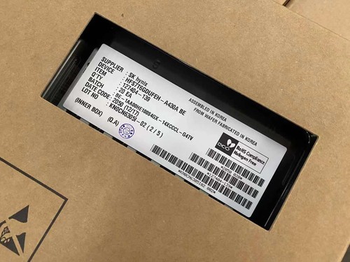 SK hynix 7.68TB SSD PE6011 U.2 HFS7T6GDUFEH-A430A VK007680KWWFQ HPK2 PCIE - Picture 3 of 5
