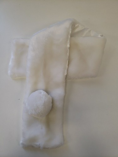 Women's Faux-Fur Stole Wrap Scarf White O/S NWT - Picture 4 of 4