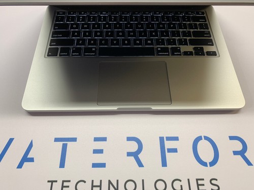 Apple MacBook Pro 15 Retina 3.7GHz i7 16GB RAM 1TB SSD - SEQUOIA - WARRANTY - Afbeelding 9 van 16