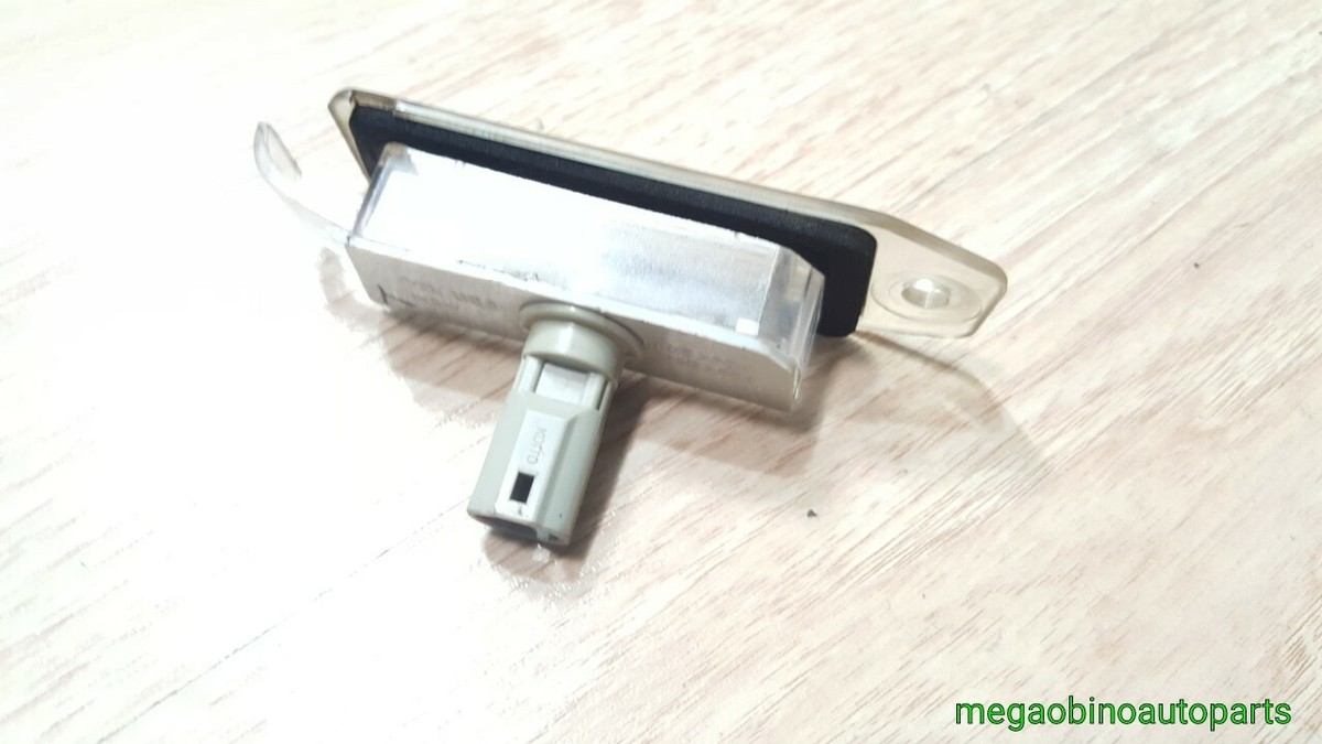1997-2001 TOYOTA CAMRY LICENSE PLATE LIGHT LENS 2ka 938 716 OEM