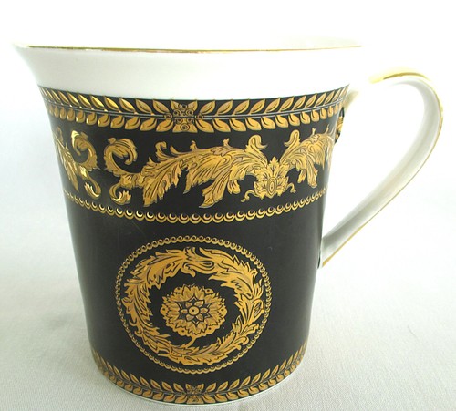 Drei elegante Royal Bistro Bone China Tassen - Bild 6 von 10