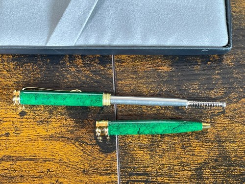 Sigma Green Marbled Ball Point Pen with Box - Picture 5 of 5