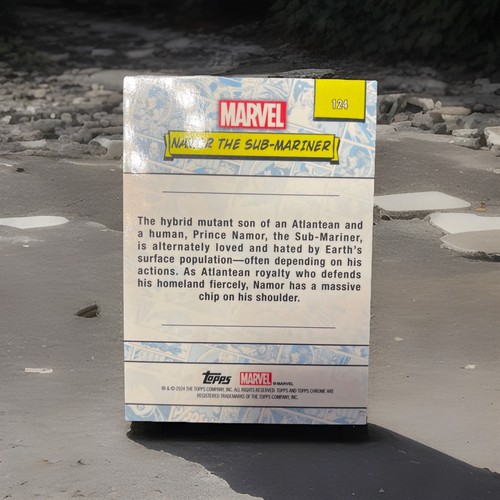2024 Topps Chrome Marvel Sapphire Namor The Sub-Mariner 25/25 Orange Refractor  - Bild 3 von 3