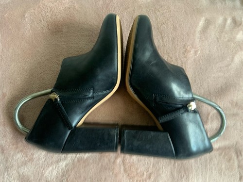 Clarks Cushion Plus Shoeboots schwarz Leder mittelhoher Blockabsatz Größe 4,5D Ex/Zustand - Bild 5 von 7