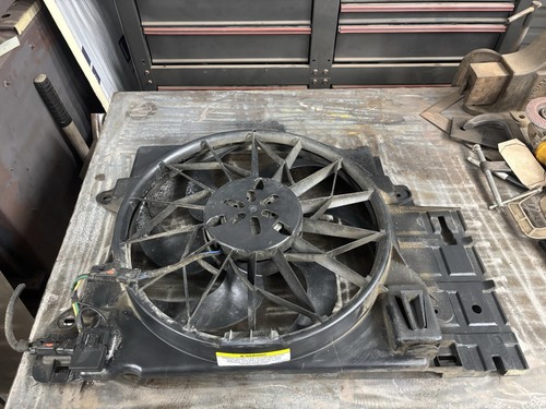 Jeep Wrangler TJ 2.4L Radiator Electric Cooling & Harmonic Balancer &  Relays - Bild 4 von 4