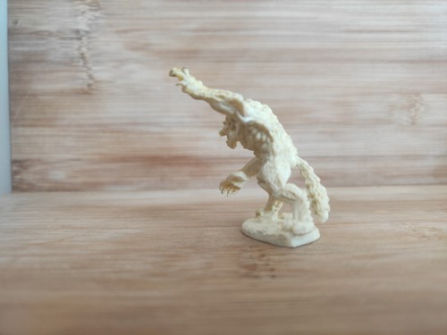 Reaper b GH Bones Werewolf Miniature 28mm Stripped Plastic - Picture 7 of 11