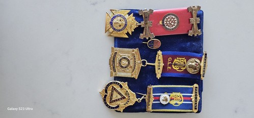 Jewels Inc Masonic RAOB Oddfellows Enamelled Vintage Steward Etc Joblotx3#0220 - Bild 3 von 3