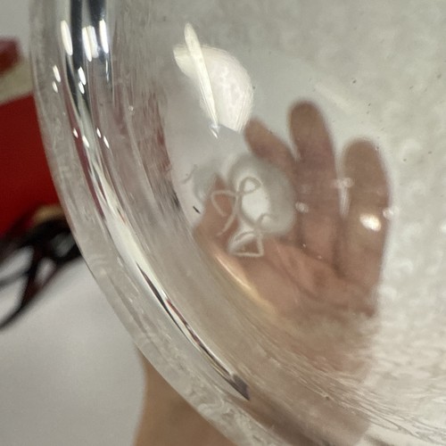 Botella y tapón de jarra de cristal Rohan de vidrio grabado Baccarat con caja - Imagen 13 de 24