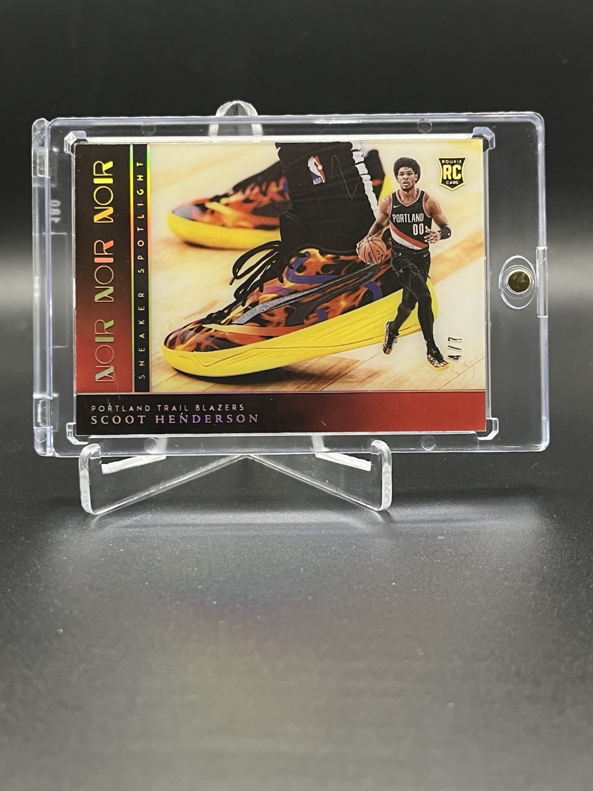 2023-24 Panini Noir Scoot Henderson Rookie FOTL Holo Gold Sneaker Spotlight #4/7