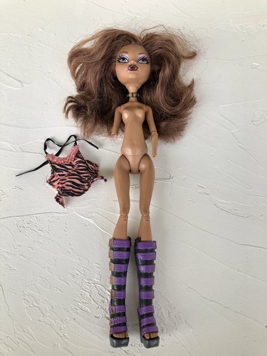 Clawdeen Wolf Doll *READ* Original Ghouls Monster High Reissue 10.5”