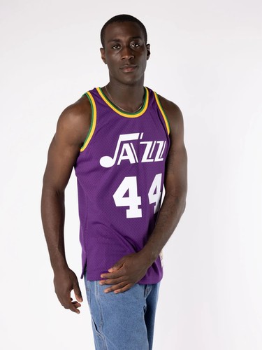 Mitchell Ness New Orleans Jazz 🎷 1975 PETE MARAVICH 🔫  SWINGMAN Purple JERSEY - Picture 5 of 8