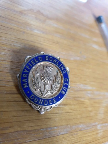 Maryfield Bowling Club Enamel Pin Lapel Badge Bowls Sports DUNDEE - Picture 2 of 7