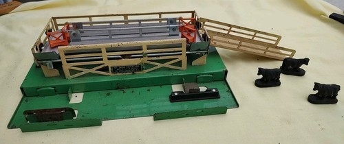 Lionel 3656 Stockyard posguerra con ganado y rampa sin probar