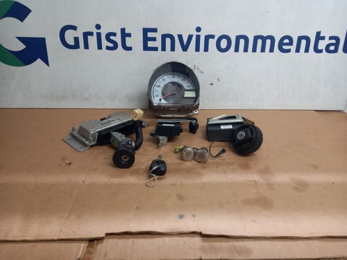 2007 PEUGEOT 107 CITROEN C1 TOYOTA AYGO ECU LOCK SET KIT 89661-0H022  (R3) - Picture 2 of 16