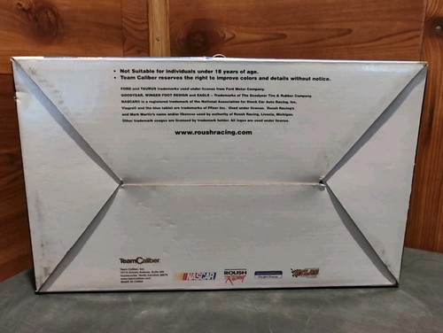 PRE-OWNED 1:24 TEAM CALIBER OWNER SERIES #6 MARK MARTIN 2002 KRAFT FORD TAURUS - Picture 18 of 18