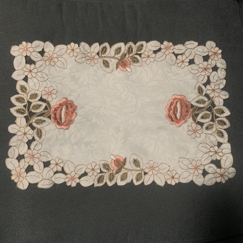 Set of 4 Vintage Embroidered Lace Placemats Dining Table Mat Doilies Home Decor - Picture 11 of 11