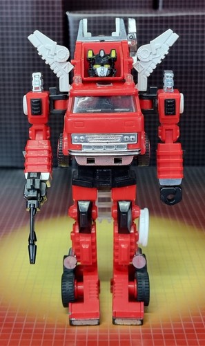 Vintage Hasbro Transformers G1 Autobot Car Inferno Complete - Picture 7 of 8