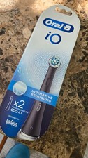 Oral-B iO Ultimate Clean Replacement Brush Head - Black (2 Pack)