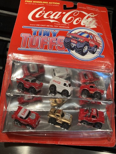Vintage 1979 Coca Cola Tiny Tuffs Die Cast Fahrzeuge 6er Set Neu aus altem Lagerbestand auf Karte