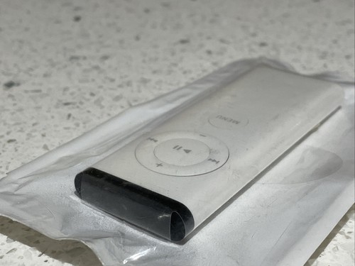 New Apple Mac Remote Control A1156 - Picture 4 of 11