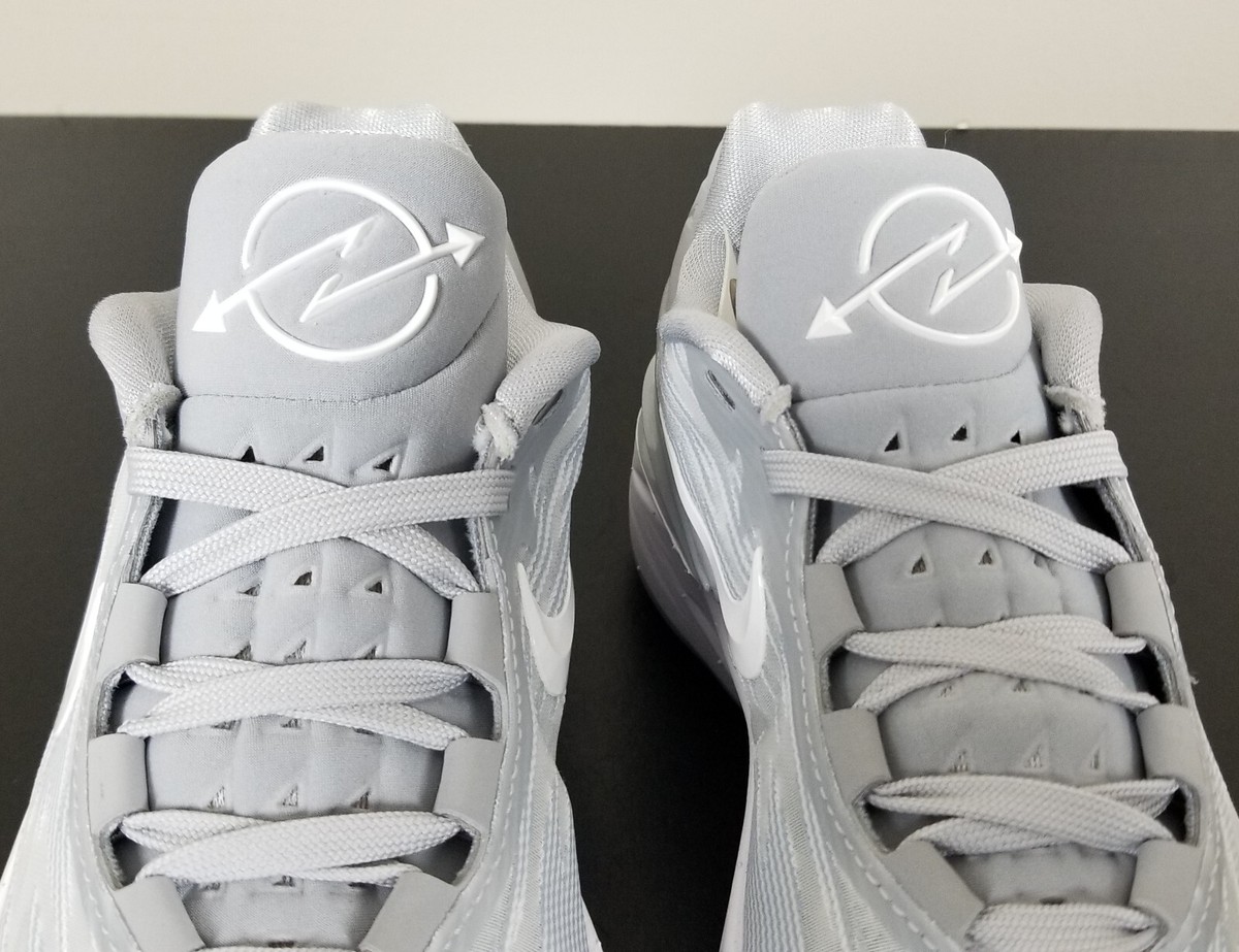 NIKE AIR ZOOM GT CUT 2 WOLF GREY BASKETBALL FJ8915-001 (MENS SIZE