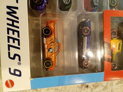 Hotwheels 9 Car Pack 2020 - Picture 15 of 16