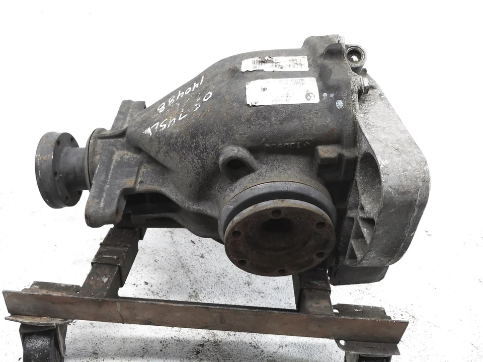 Estuche portador diferencial trasero BMW 745LI 2003-2005 33107526371 Foto 2 de 4