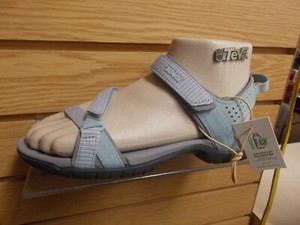 teva verra women's walking sandals