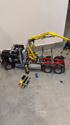 LEGO TECHNIC 9397 - Holztransporter 