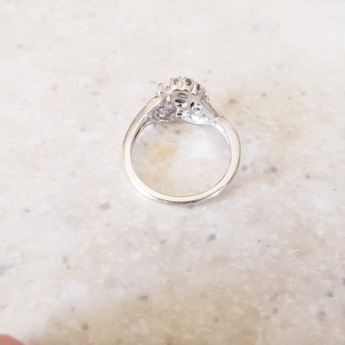14k White Gold Diamond Ring Size 6 1/4 Vintage Genuine Diamond Cocktail Ring - Picture 6 of 10